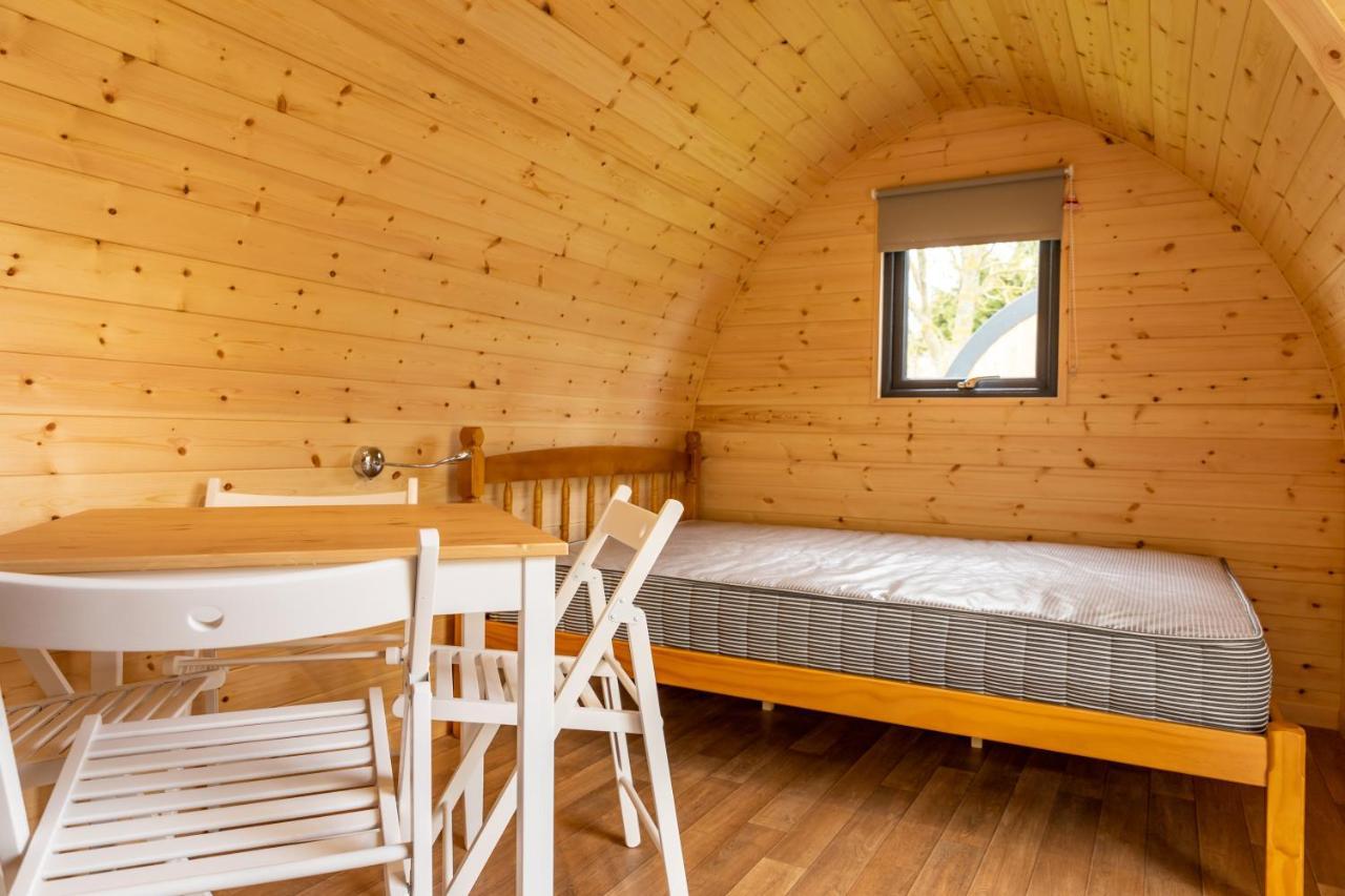 Camping Pods Trevella Holiday Park Crantock Exterior foto